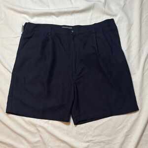 Croft & barrow -Navy Microfiber Golf Shorts size 44 with tee pocket